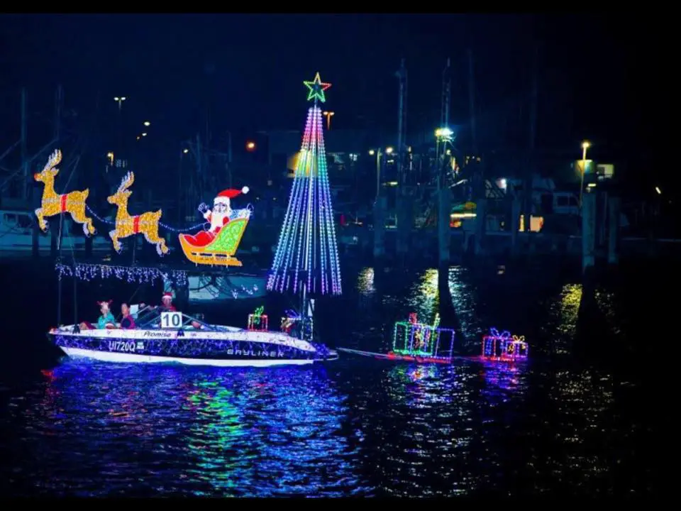 mooloolaba yacht club christmas boat parade